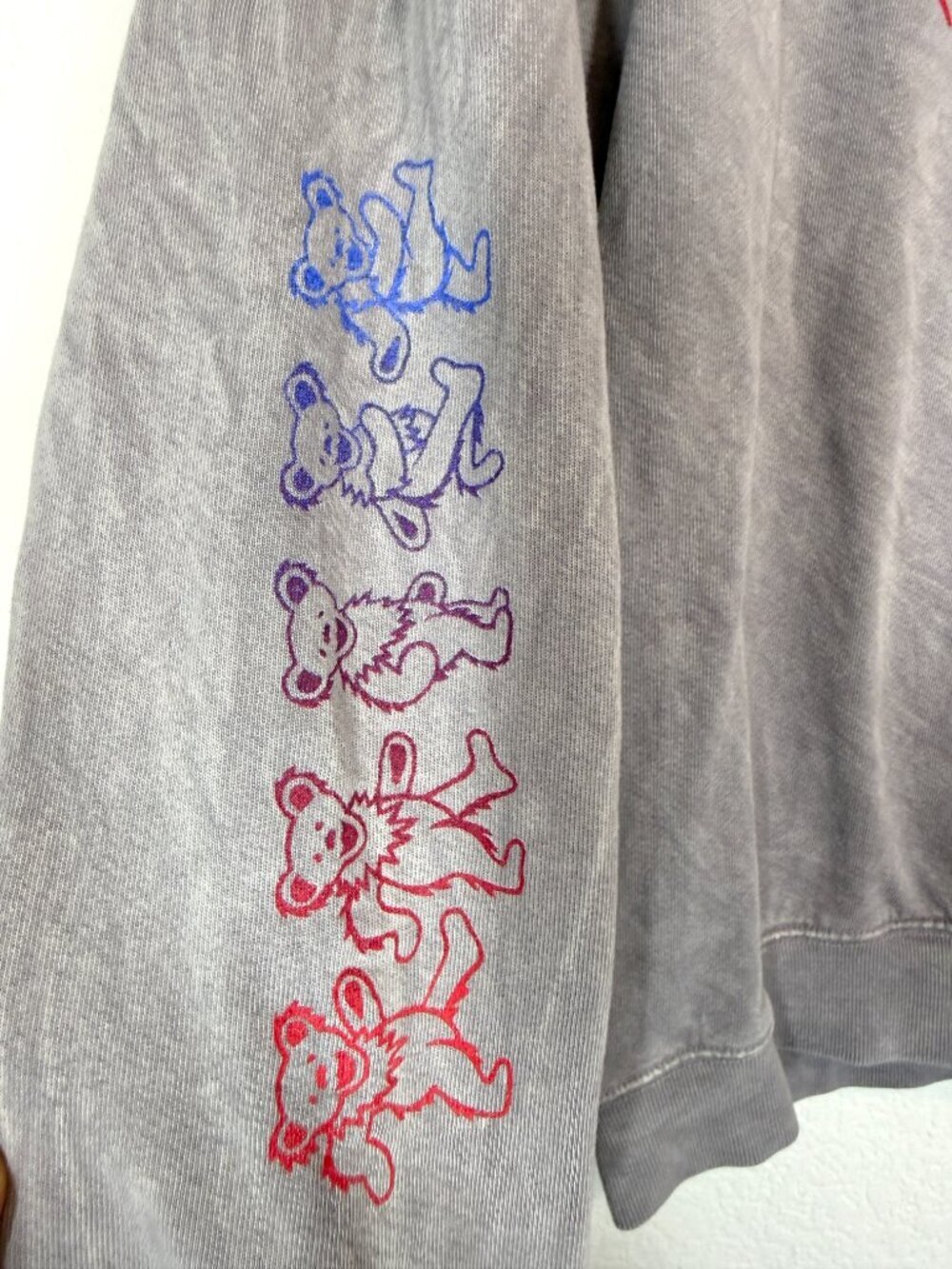 Peloton Grateful Dead Sweatshirt Steal Your Face Crewneck Gray Bear Sleeve Large - Picture 4 of 8